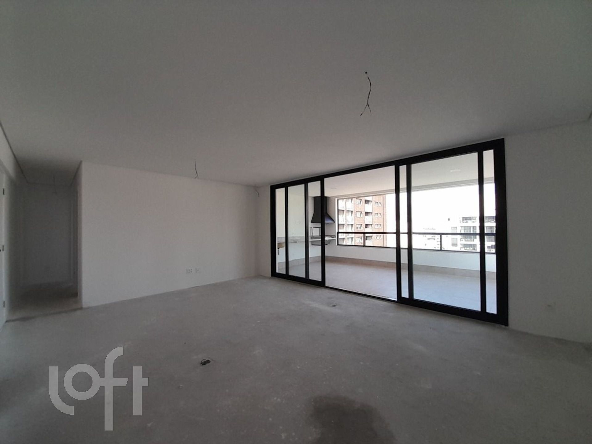 Apartamento à venda com 3 quartos, 150m² - Foto 3