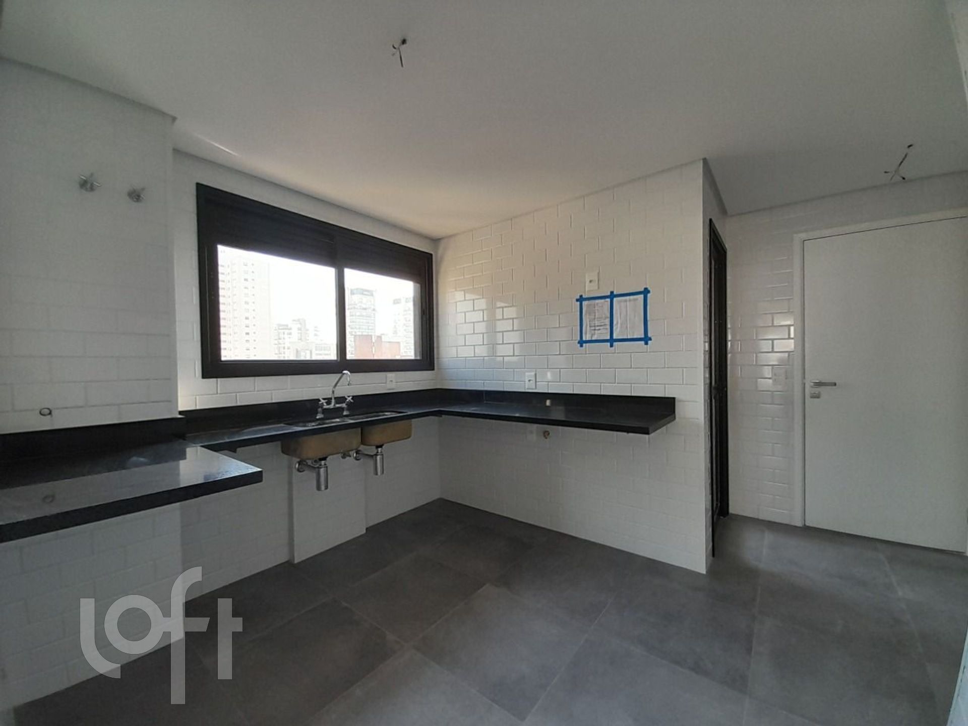 Apartamento à venda com 3 quartos, 150m² - Foto 28