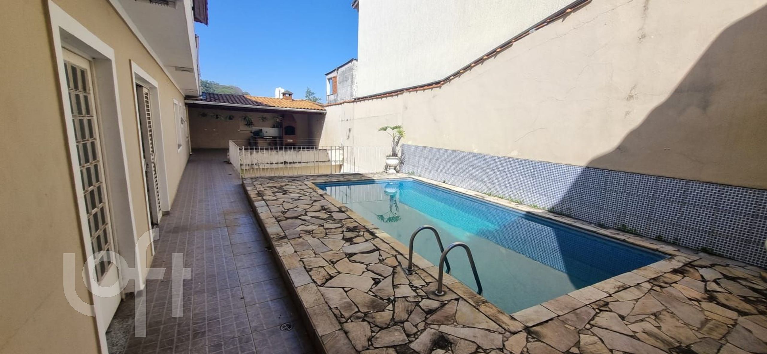 Casa à venda com 2 quartos, 350m² - Foto 19