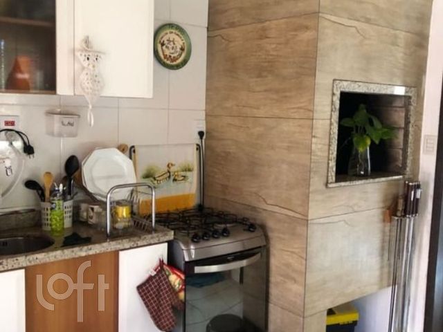 Casa com 300m², 6 dormitórios, 3 suítes, 2 vagas, São João em Porto Alegre