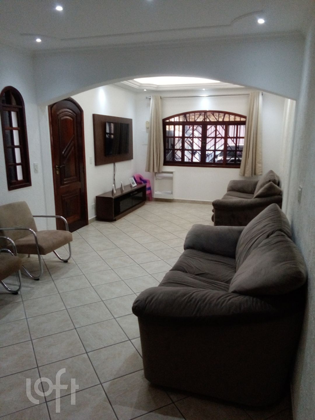 Casa à venda com 3 quartos, 214m² - Foto 5