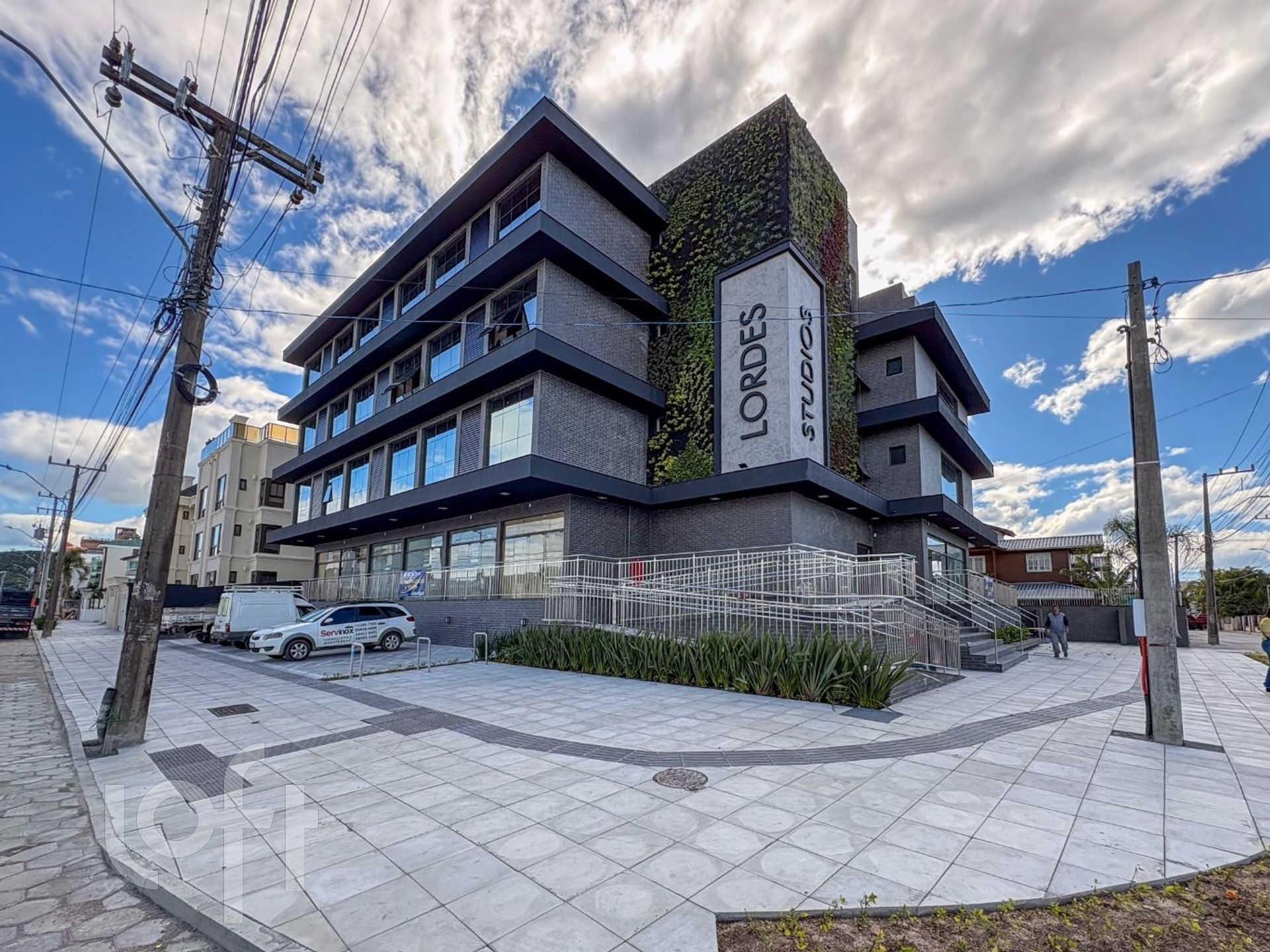 Apartamento à venda em Ingleses com 37 m², 1 quarto, 1 vaga