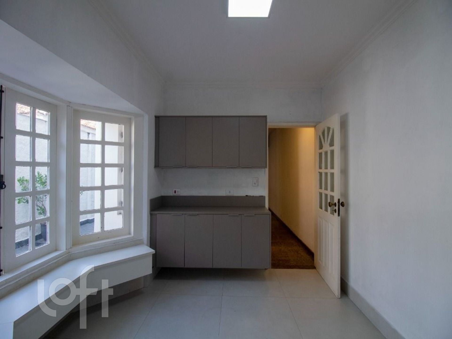 Casa à venda com 4 quartos, 200m² - Foto 3