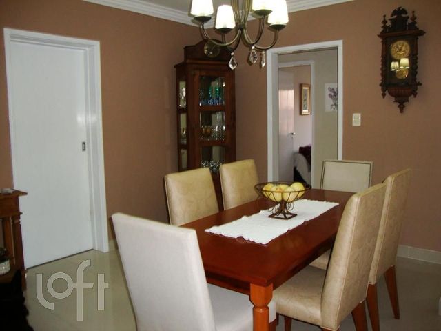 Apartamento com 102m², 3 dormitórios, 1 suíte, 1 vaga, Auxiliadora em Porto Alegre