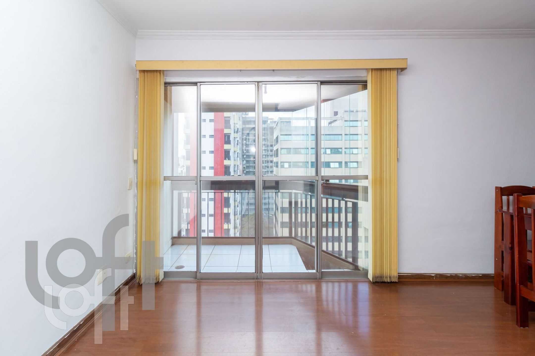 Apartamento à venda com 2 quartos, 70m² - Foto 11