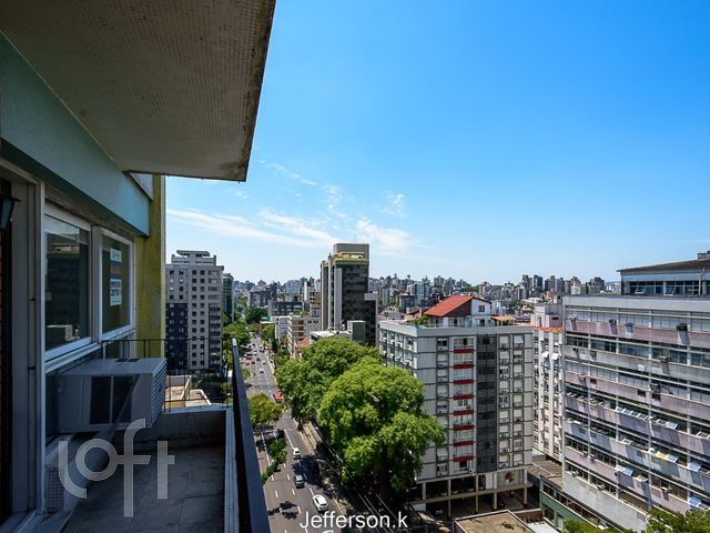 Apartamento com 96m², 2 dormitórios, 1 suíte, Independência em Porto Alegre