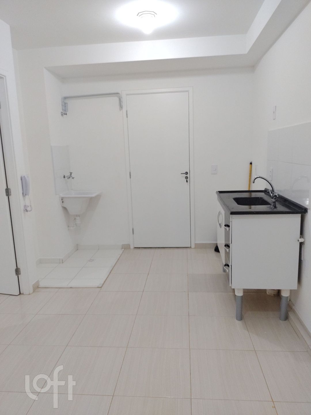 Apartamento à venda com 1 quarto, 24m² - Foto 4