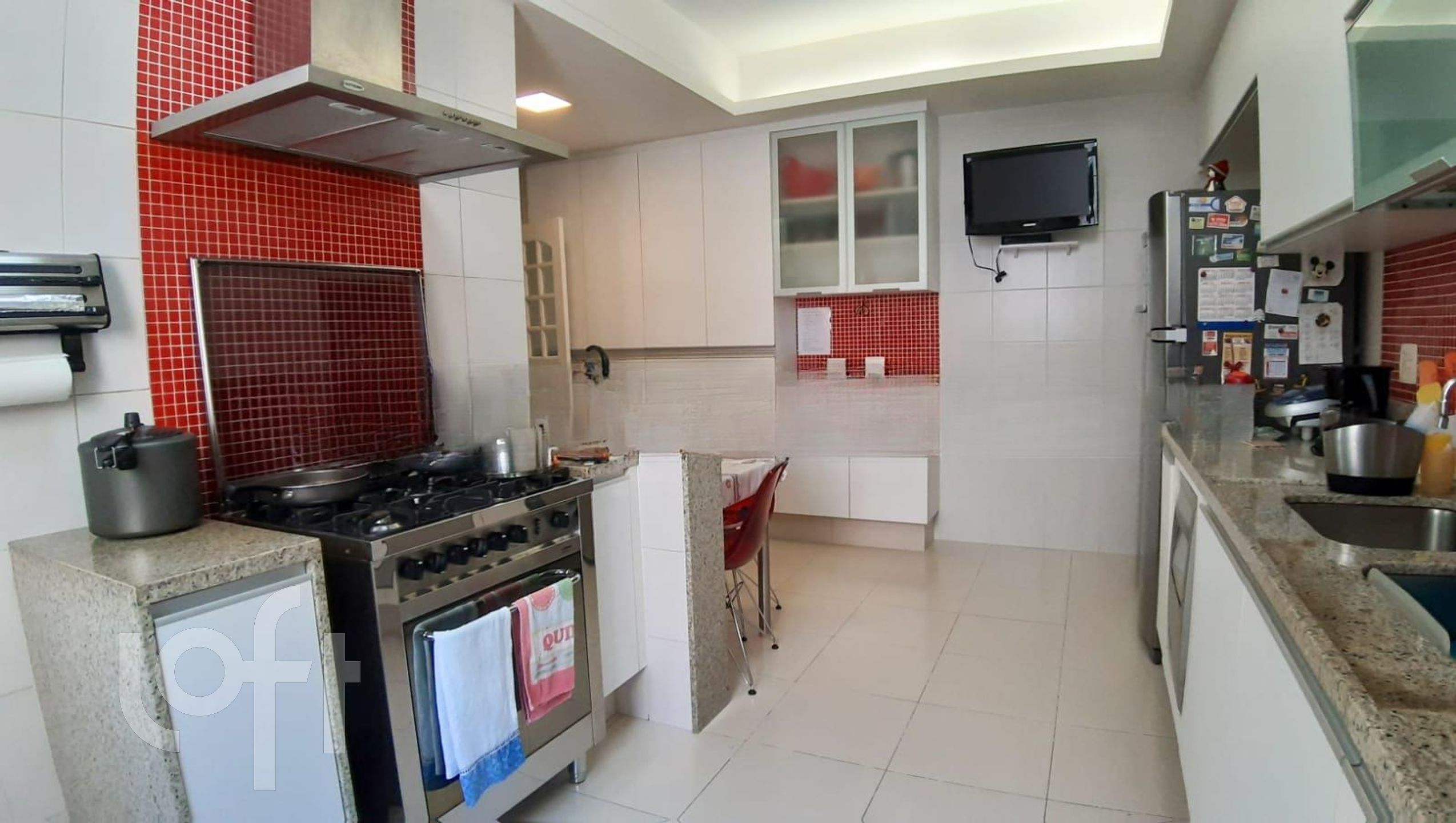 Apartamento à venda com 4 quartos, 235m² - Foto 21