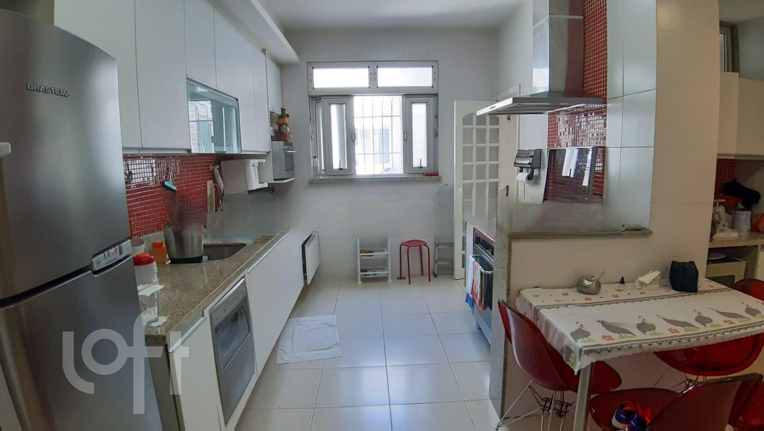 Apartamento à venda com 4 quartos, 235m² - Foto 20