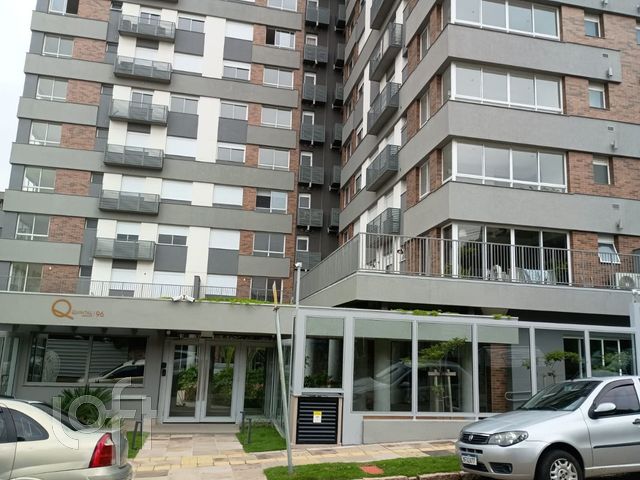 Apartamento com 43m², 1 dormitório, 1 suíte, 1 vaga, Floresta em Porto Alegre