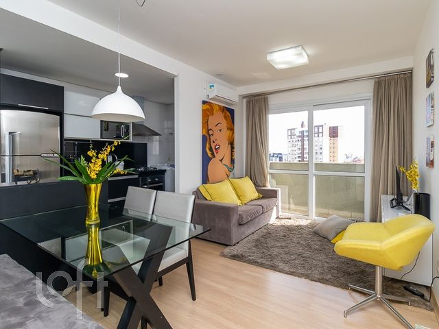 Apartamento com 51m², 1 dormitório, 1 suíte, 1 vaga, Petrópolis em Porto Alegre