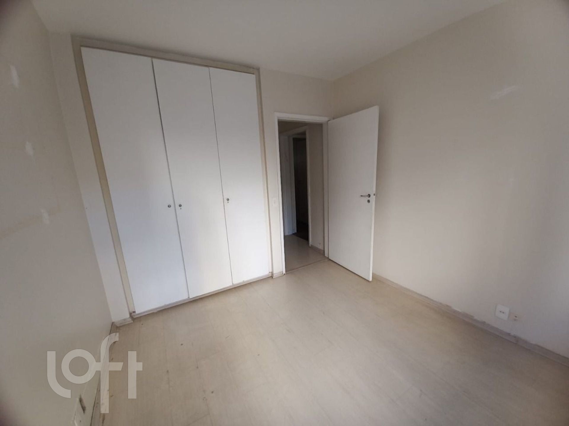 Apartamento à venda com 3 quartos, 134m² - Foto 10