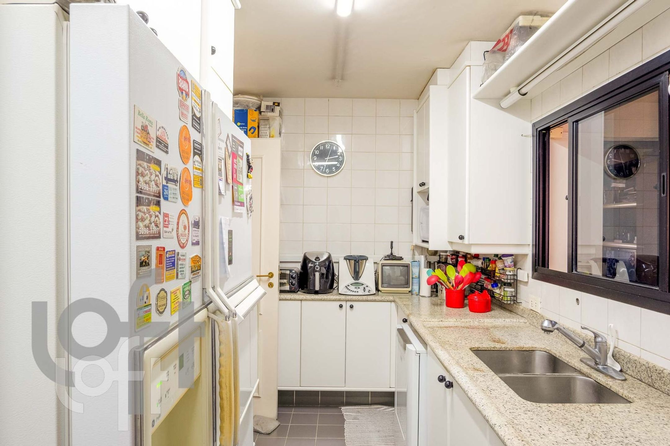 Apartamento à venda com 3 quartos, 145m² - Foto 23