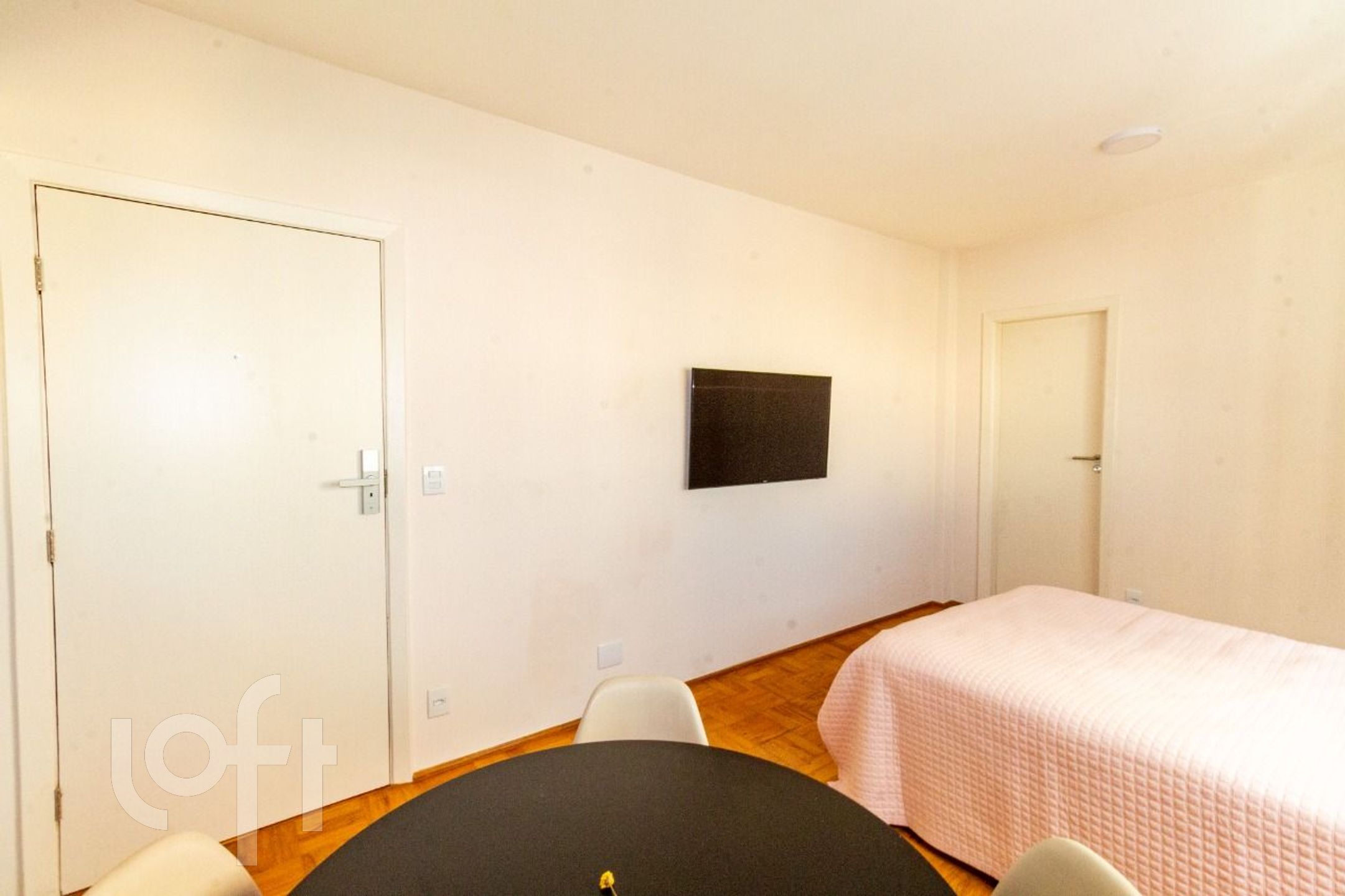 Apartamento à venda com 1 quarto, 33m² - Foto 4