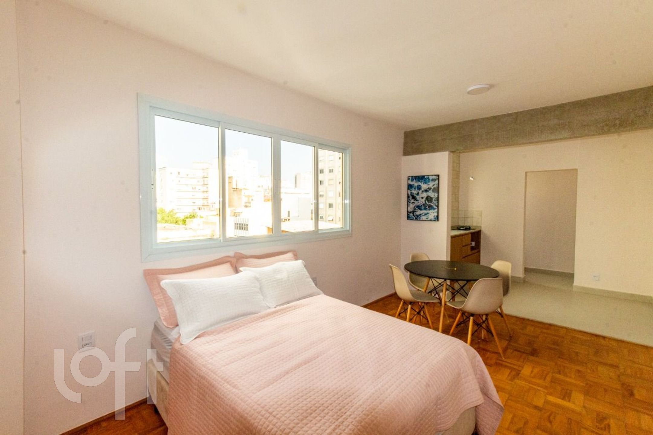 Apartamento à venda com 1 quarto, 33m² - Foto 2