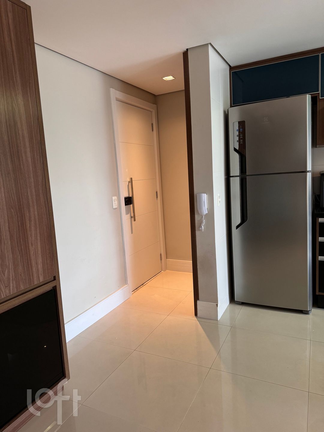 Apartamento à venda com 2 quartos, 79m² - Foto 8