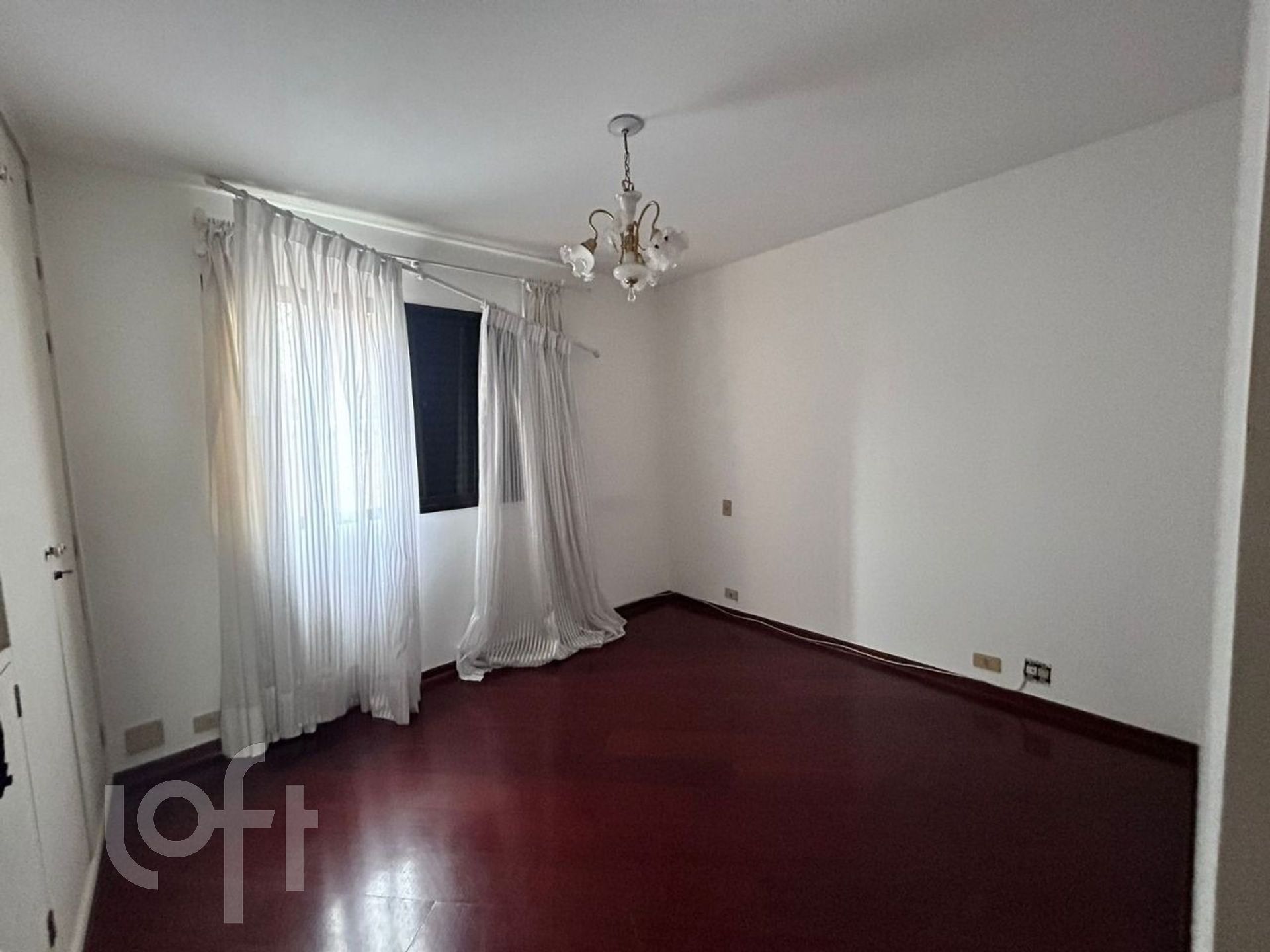 Apartamento à venda com 3 quartos, 127m² - Foto 2