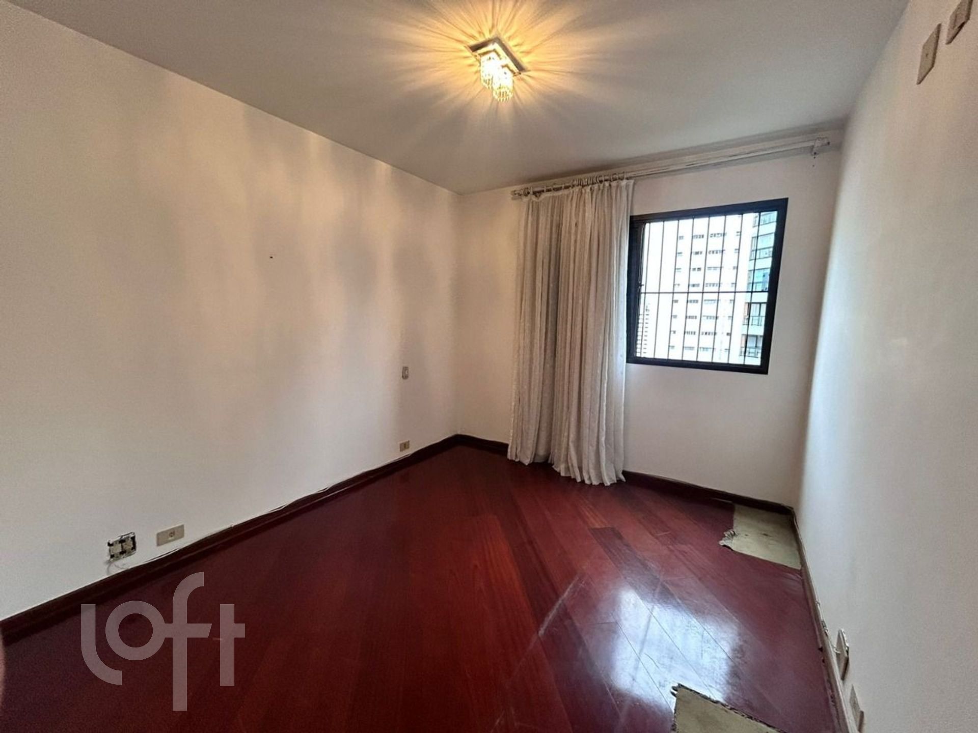 Apartamento à venda com 3 quartos, 127m² - Foto 4