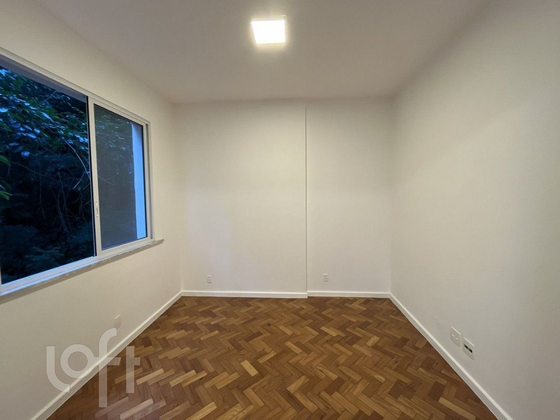 Apartamento à venda com 4 quartos, 125m² - Foto 3