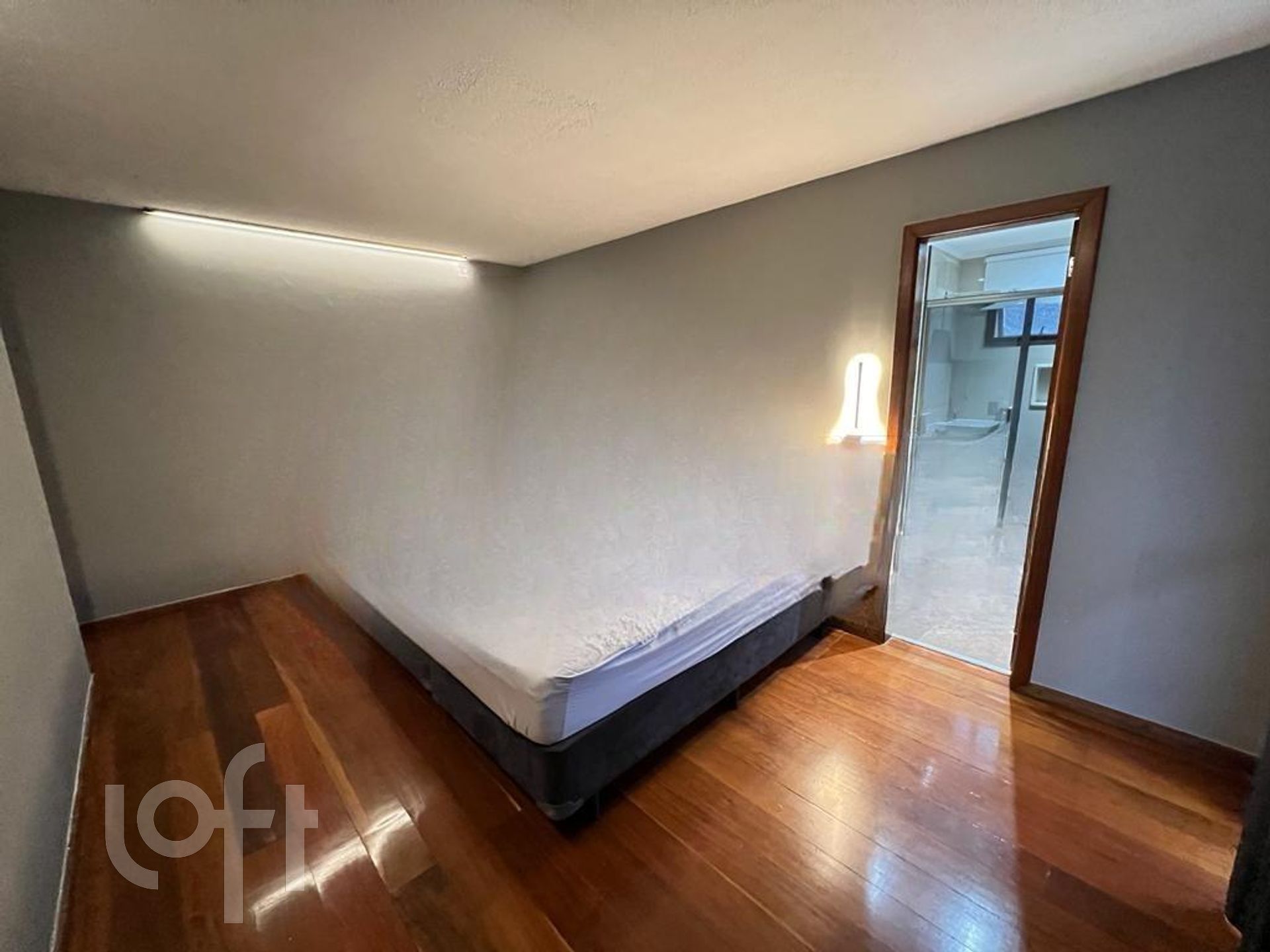 Apartamento à venda com 3 quartos, 248m² - Foto 18