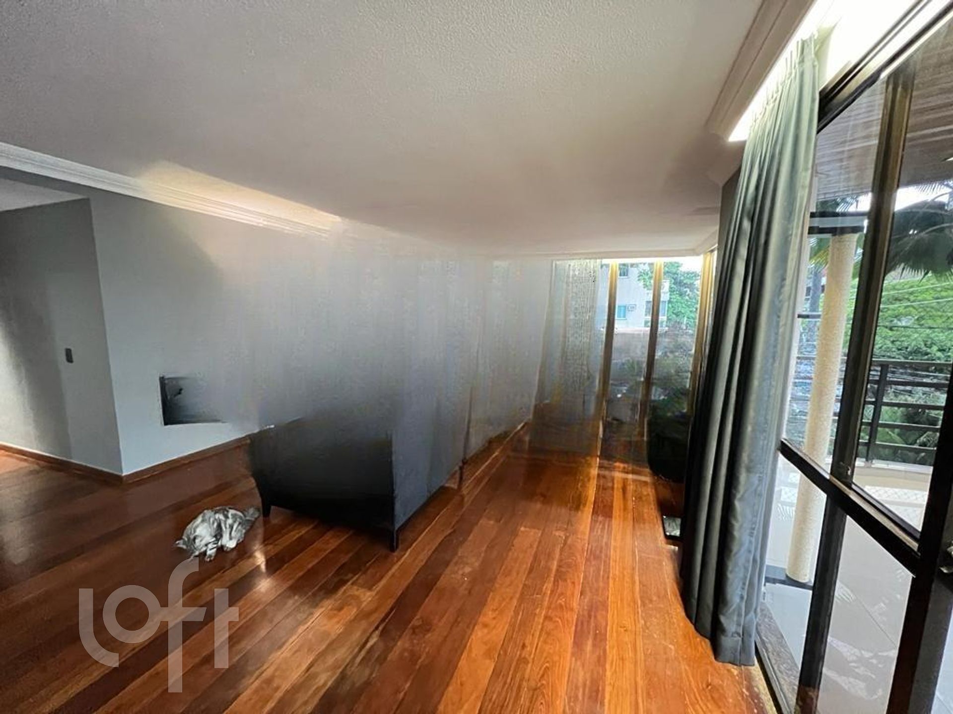 Apartamento à venda com 3 quartos, 248m² - Foto 3