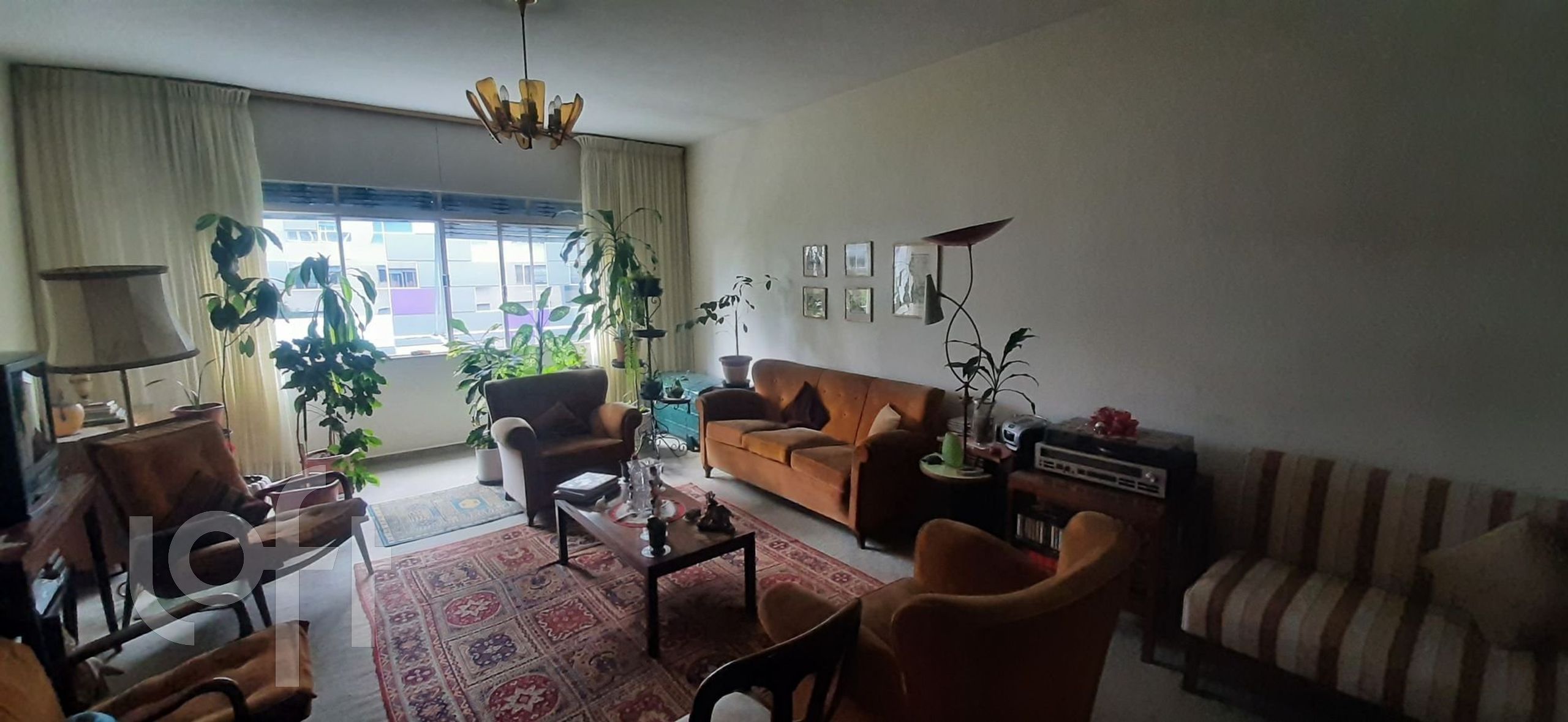 Apartamento à venda com 2 quartos, 141m² - Foto 1