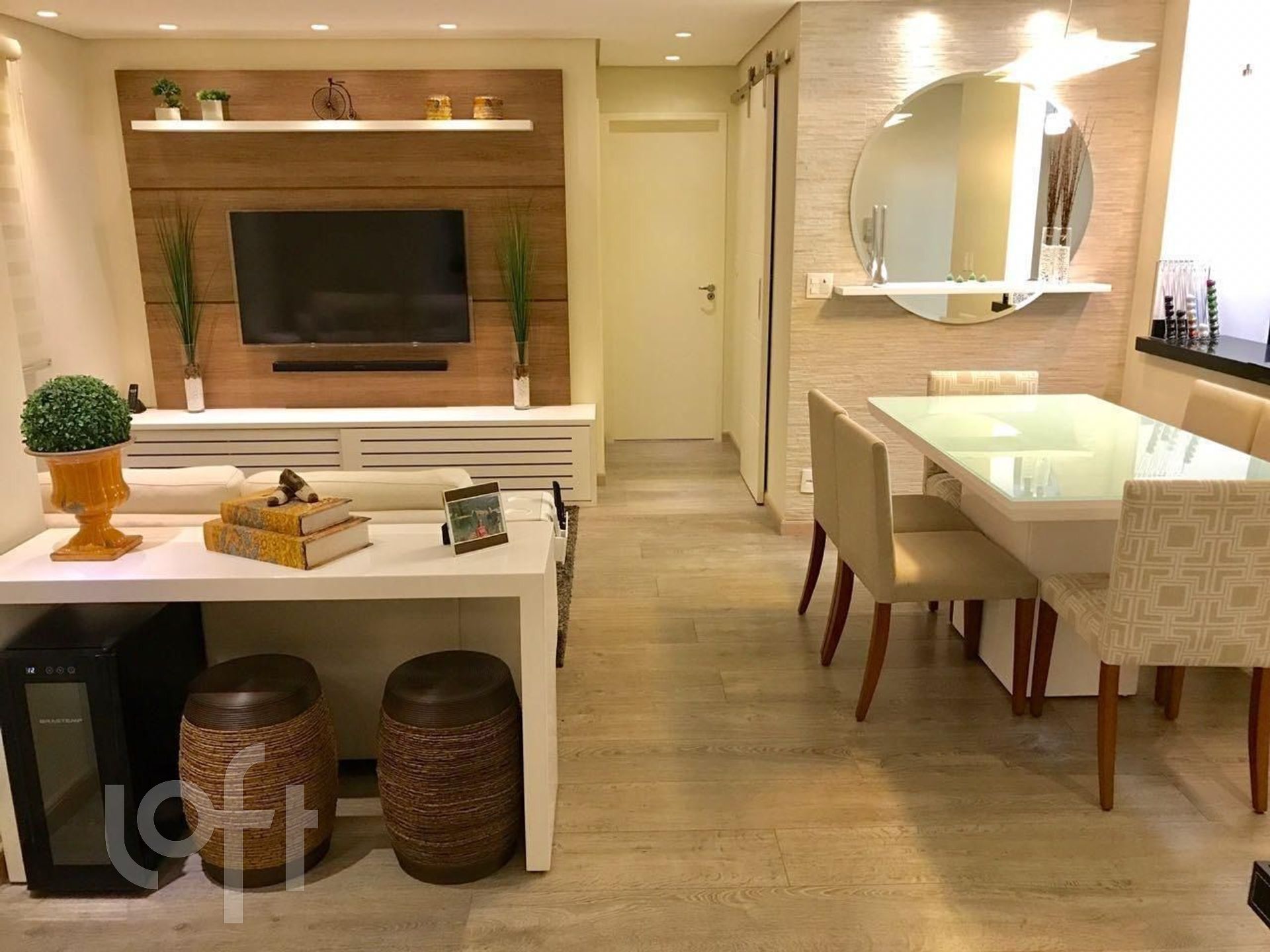 Apartamento à venda com 2 quartos, 72m² - Foto 4