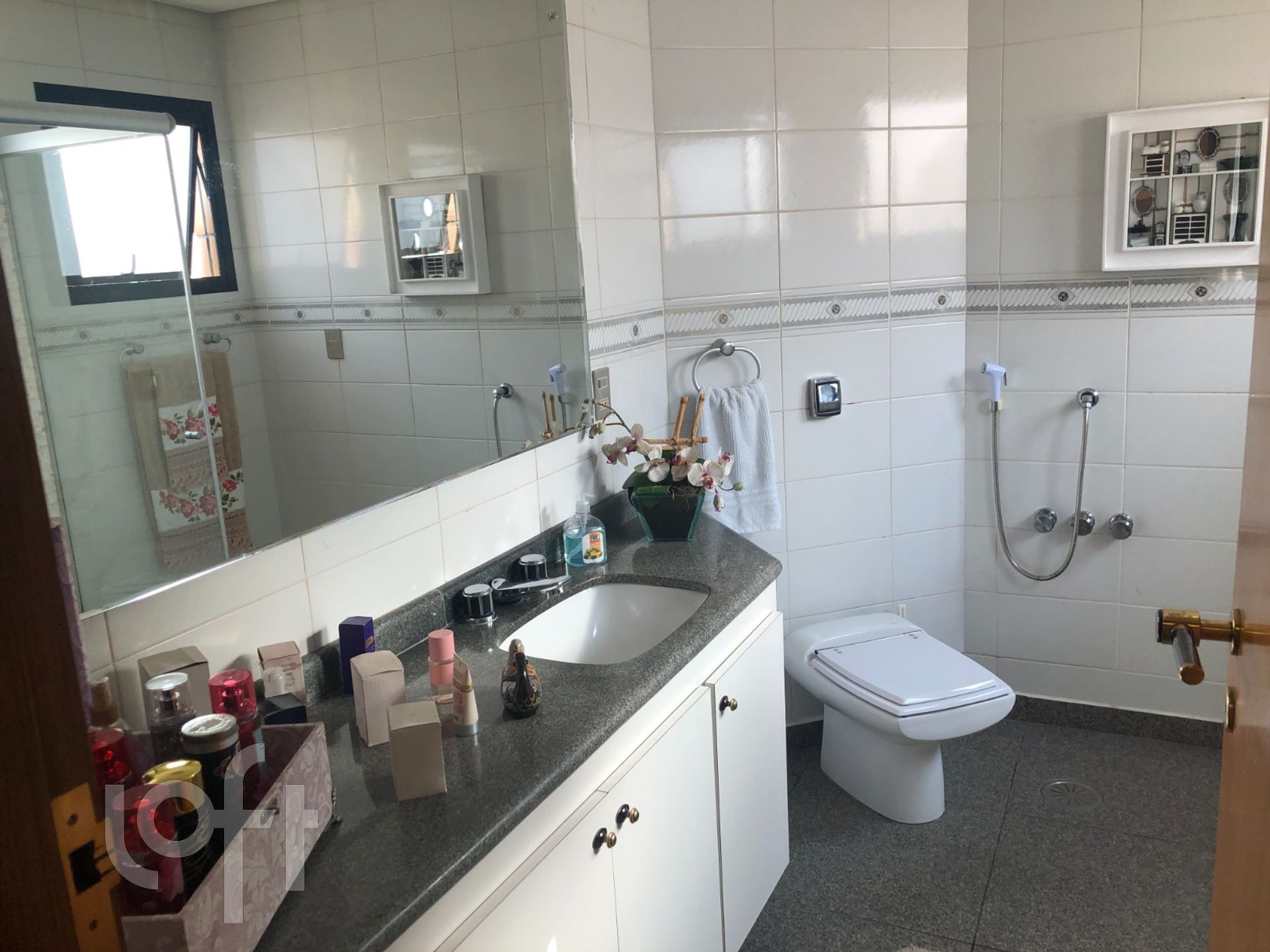 Apartamento à venda com 4 quartos, 199m² - Foto 10