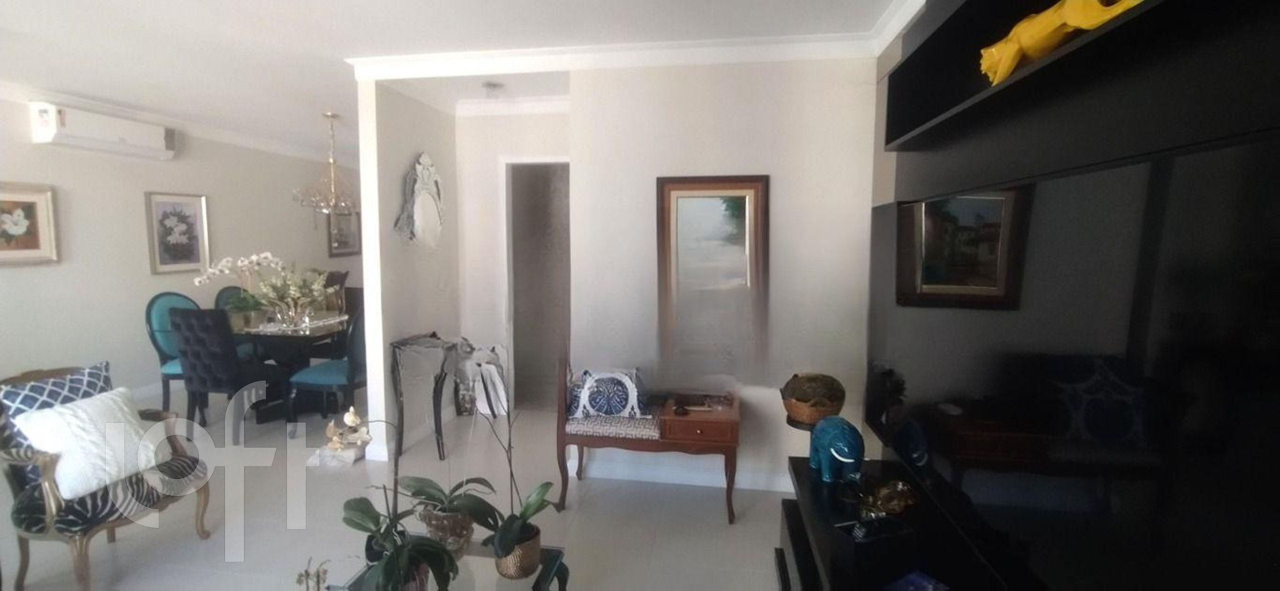 Apartamentos com 175m², 3 quartos, 2 suítes, 2 garagens, no bairro Centro em Florianópolis