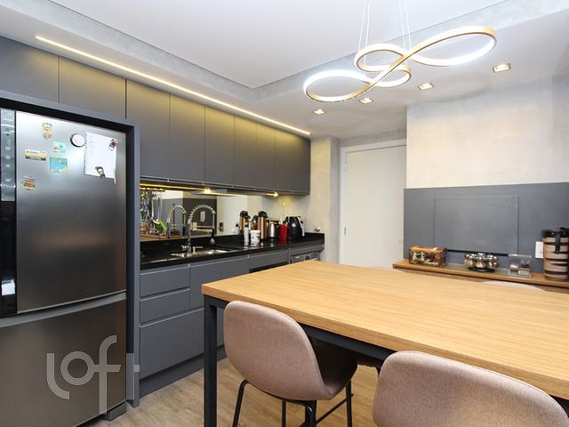 Apartamento com 39m², 1 dormitório, 1 vaga, Chácara das Pedras em Porto Alegre