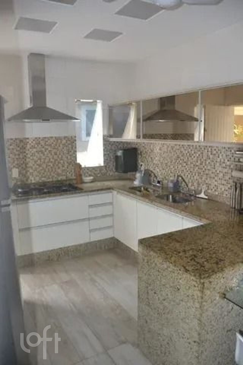 Casa à venda com 4 quartos, 257m² - Foto 8