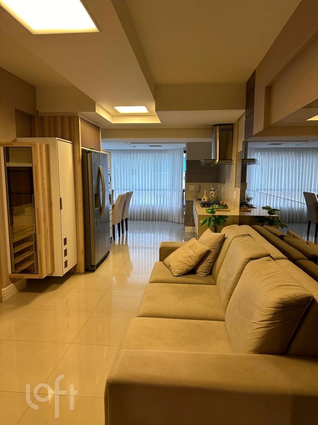 Apartamento à venda em Barra Sul com 91 m², 3 quartos, 1 suíte, 2 vagas