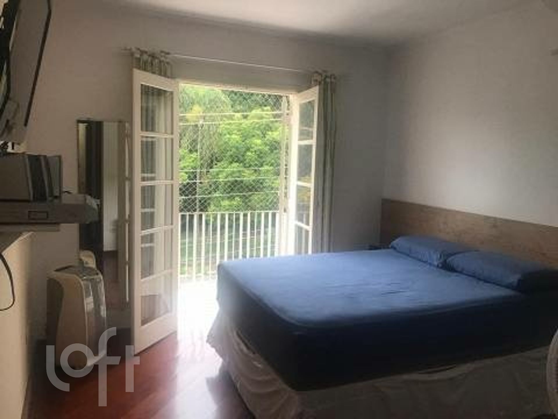 Casa à venda com 3 quartos, 210m² - Foto 4