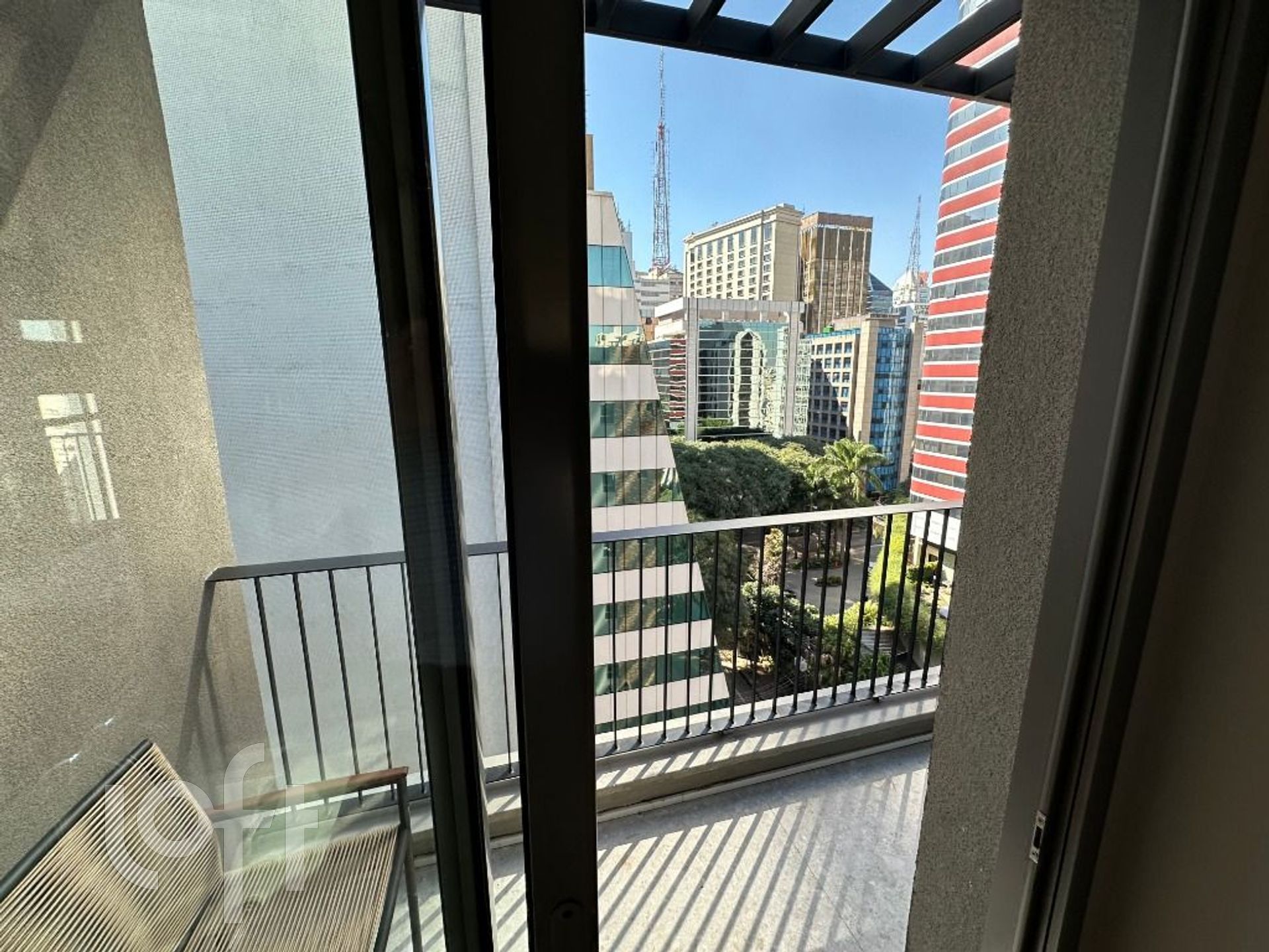 Apartamento à venda com 1 quarto, 46m² - Foto 11