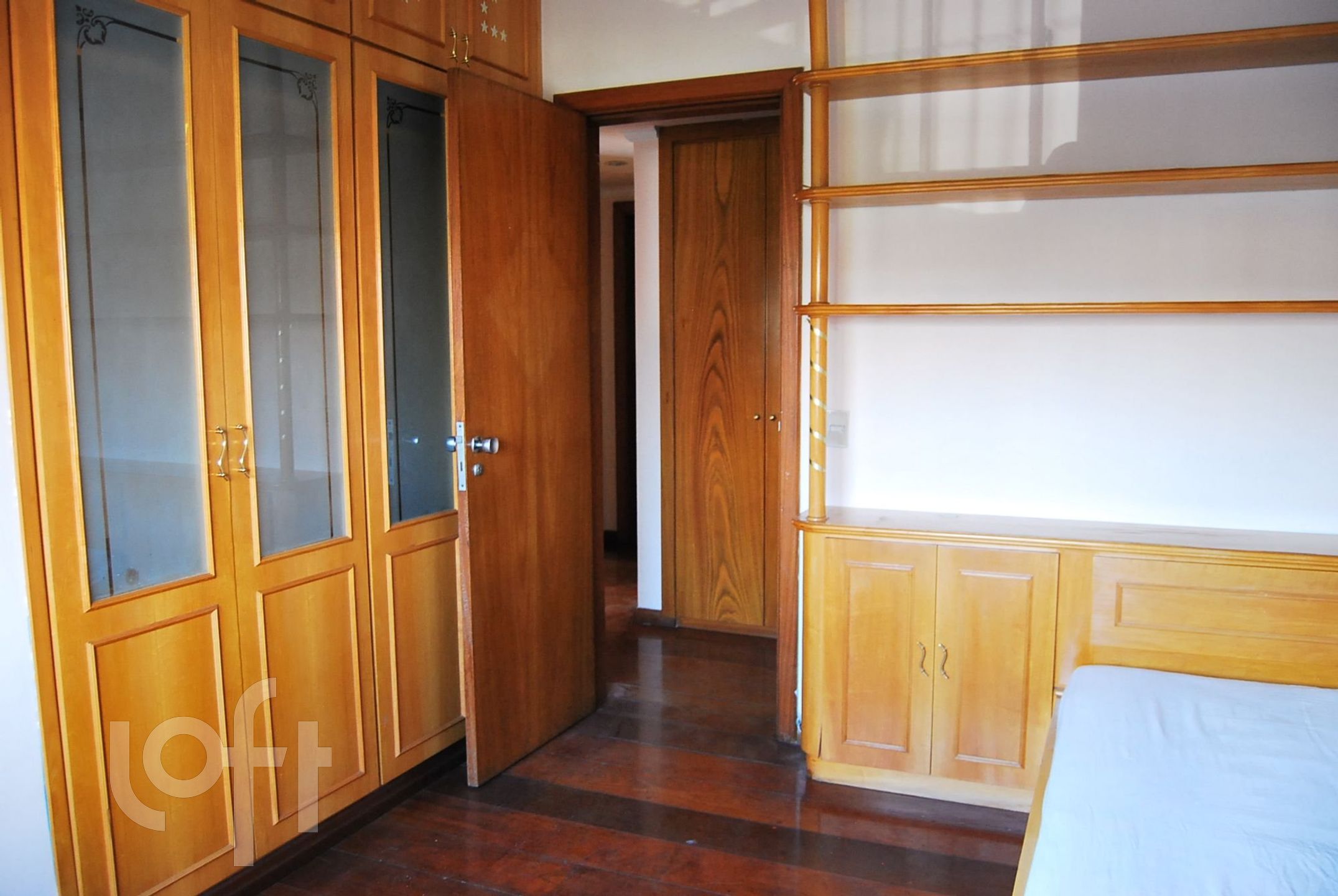 Apartamento à venda com 4 quartos, 154m² - Foto 7