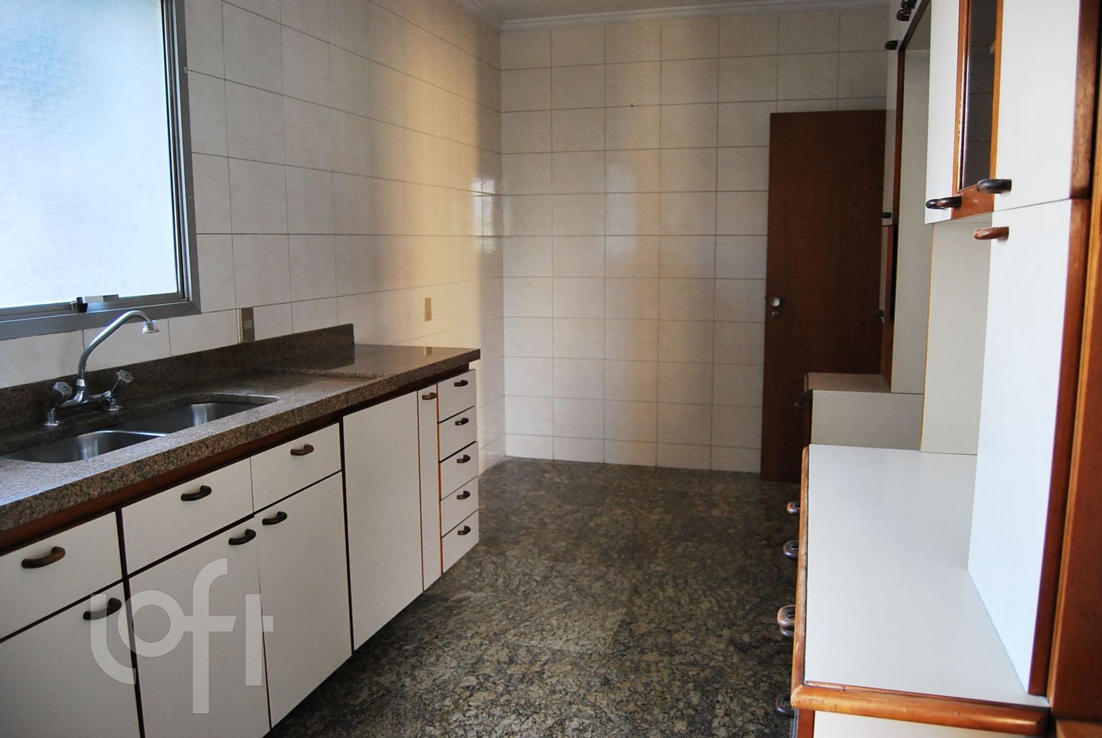 Apartamento à venda com 4 quartos, 154m² - Foto 10