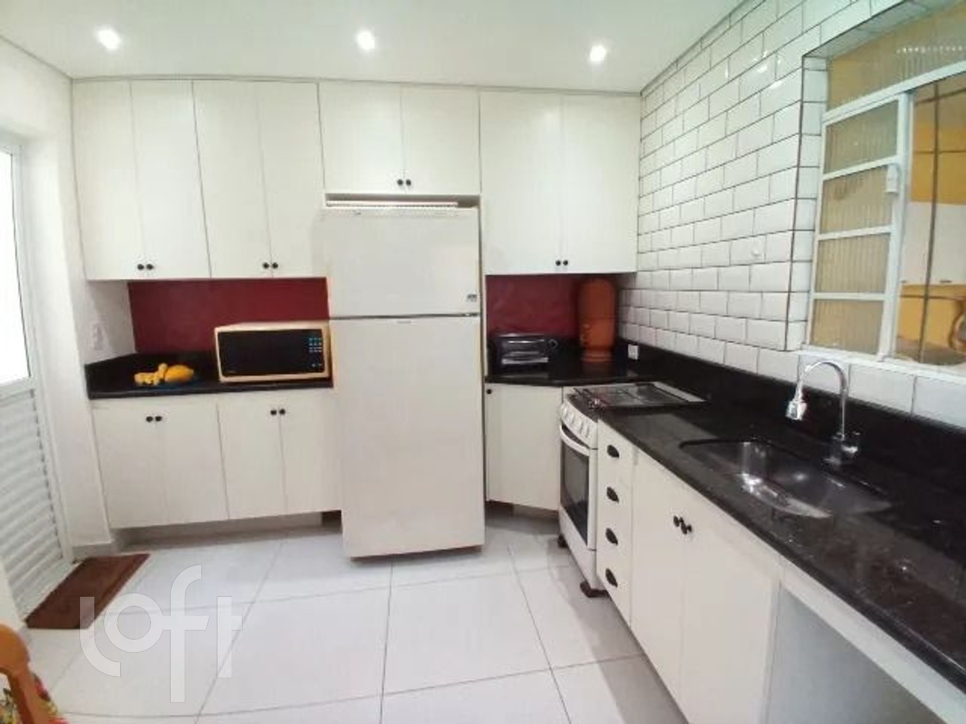 Casa à venda com 3 quartos, 170m² - Foto 4