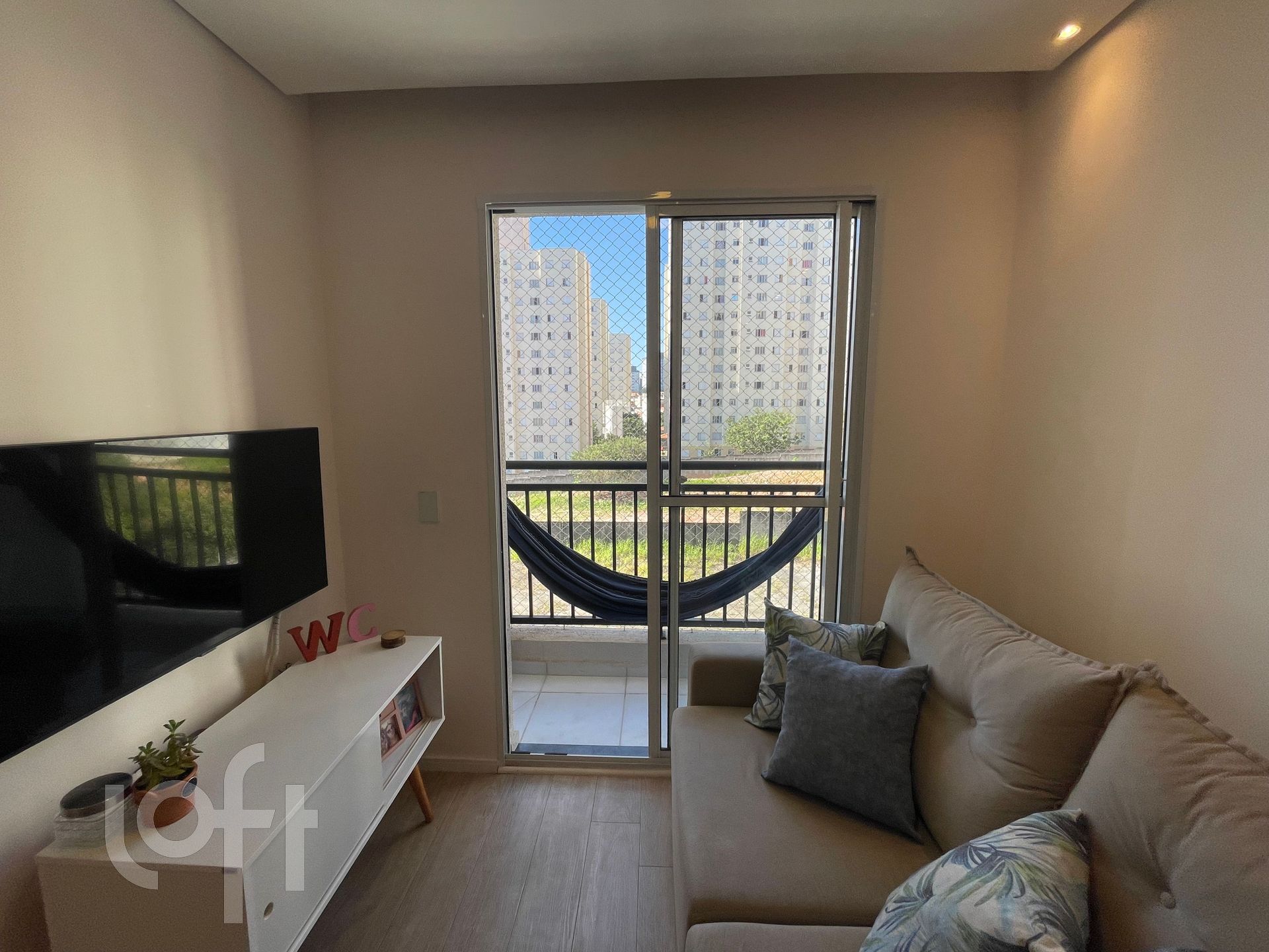 Apartamento à venda com 2 quartos, 42m² - Foto 1