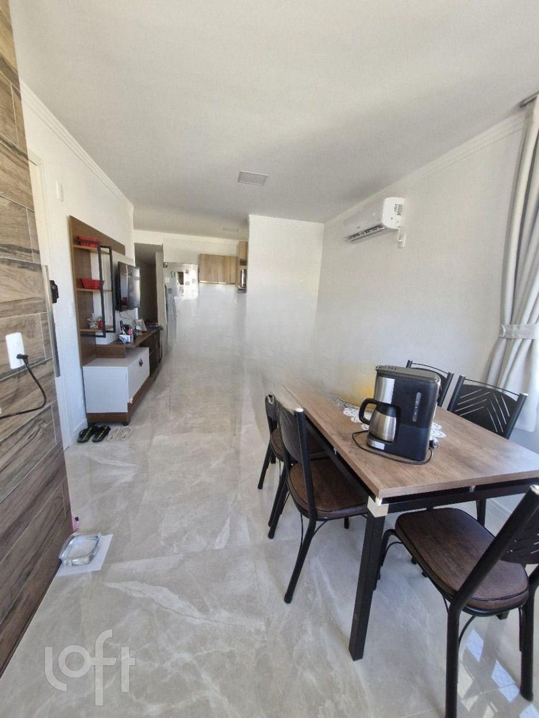 Lindo apartamento a 70 metros da praia.