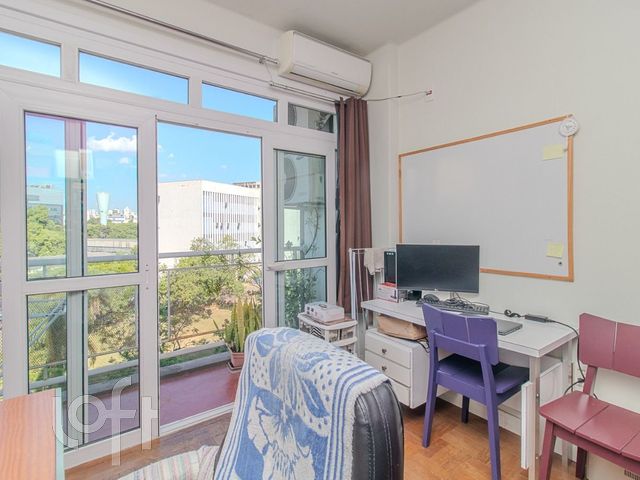 Apartamento com 107m², 3 dormitórios, 1 suíte, Santana em Porto Alegre