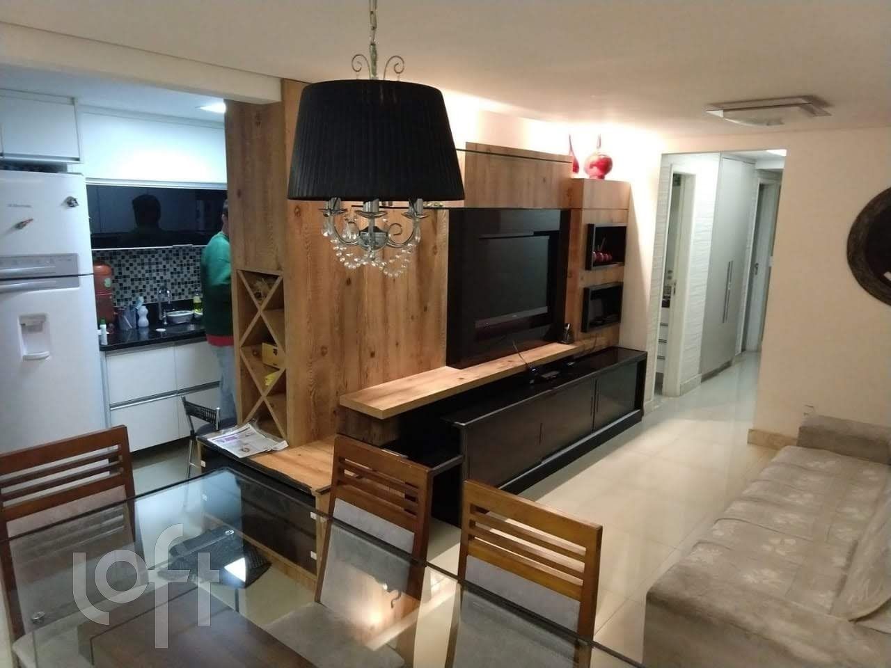 Apartamento à venda com 3 quartos, 80m² - Foto 1