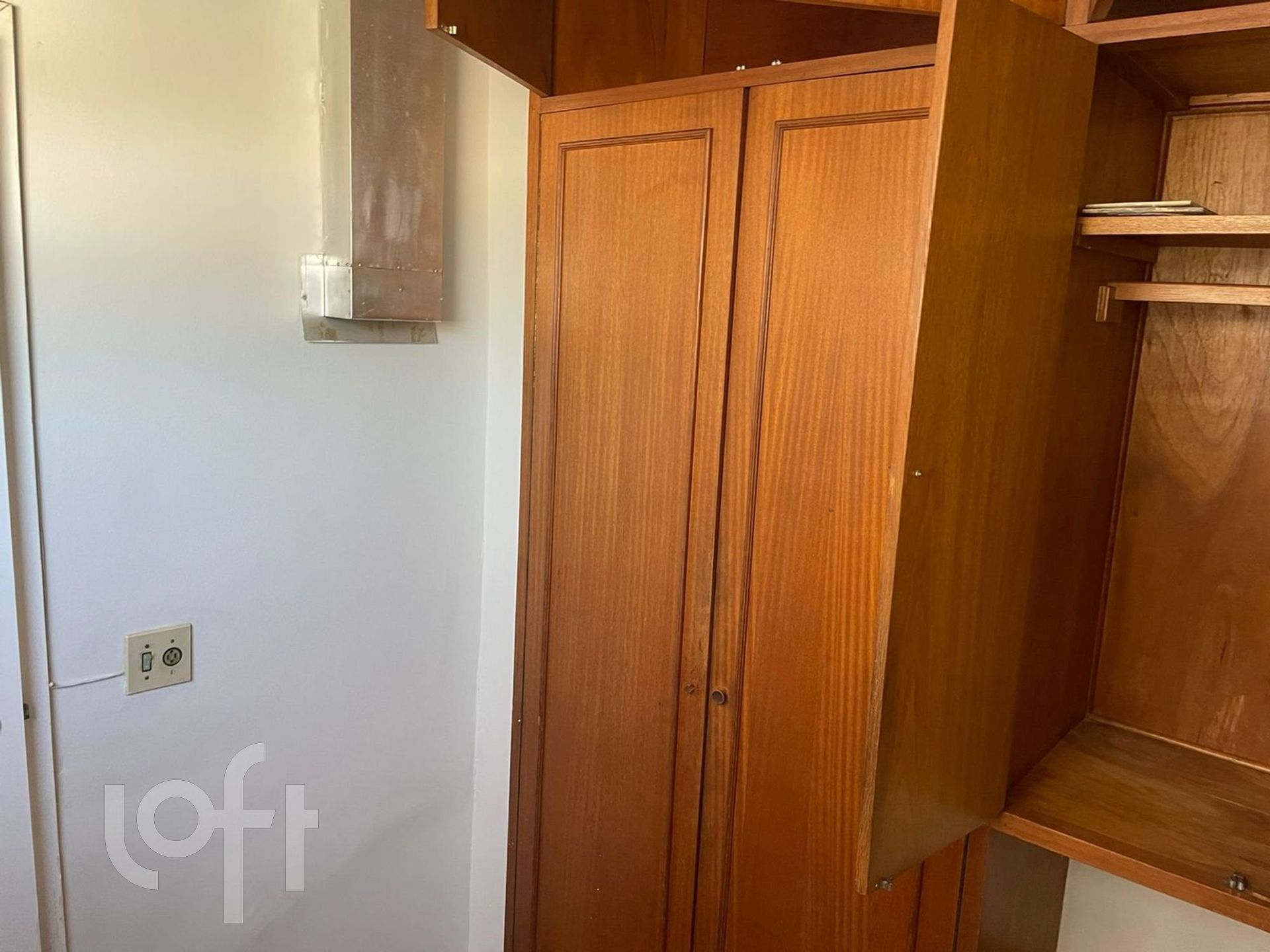 Apartamento à venda com 3 quartos, 125m² - Foto 2