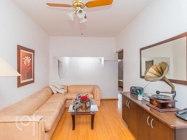 Apartamento com 78m², 3 dormitórios, Floresta em Porto Alegre