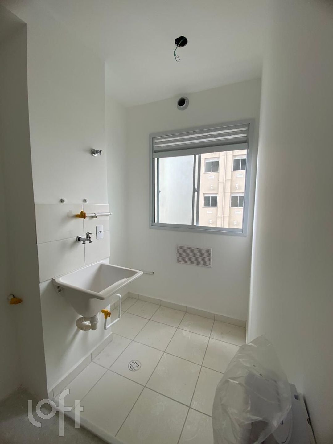 Apartamento à venda com 2 quartos, 41m² - Foto 6