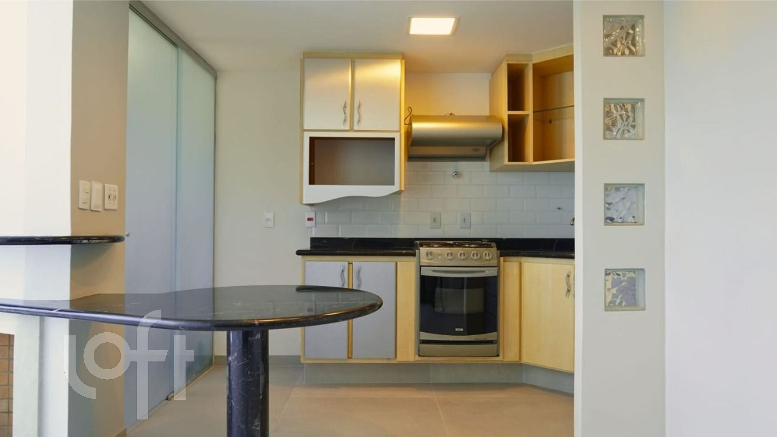 Apartamento à venda com 1 quarto, 61m² - Foto 5