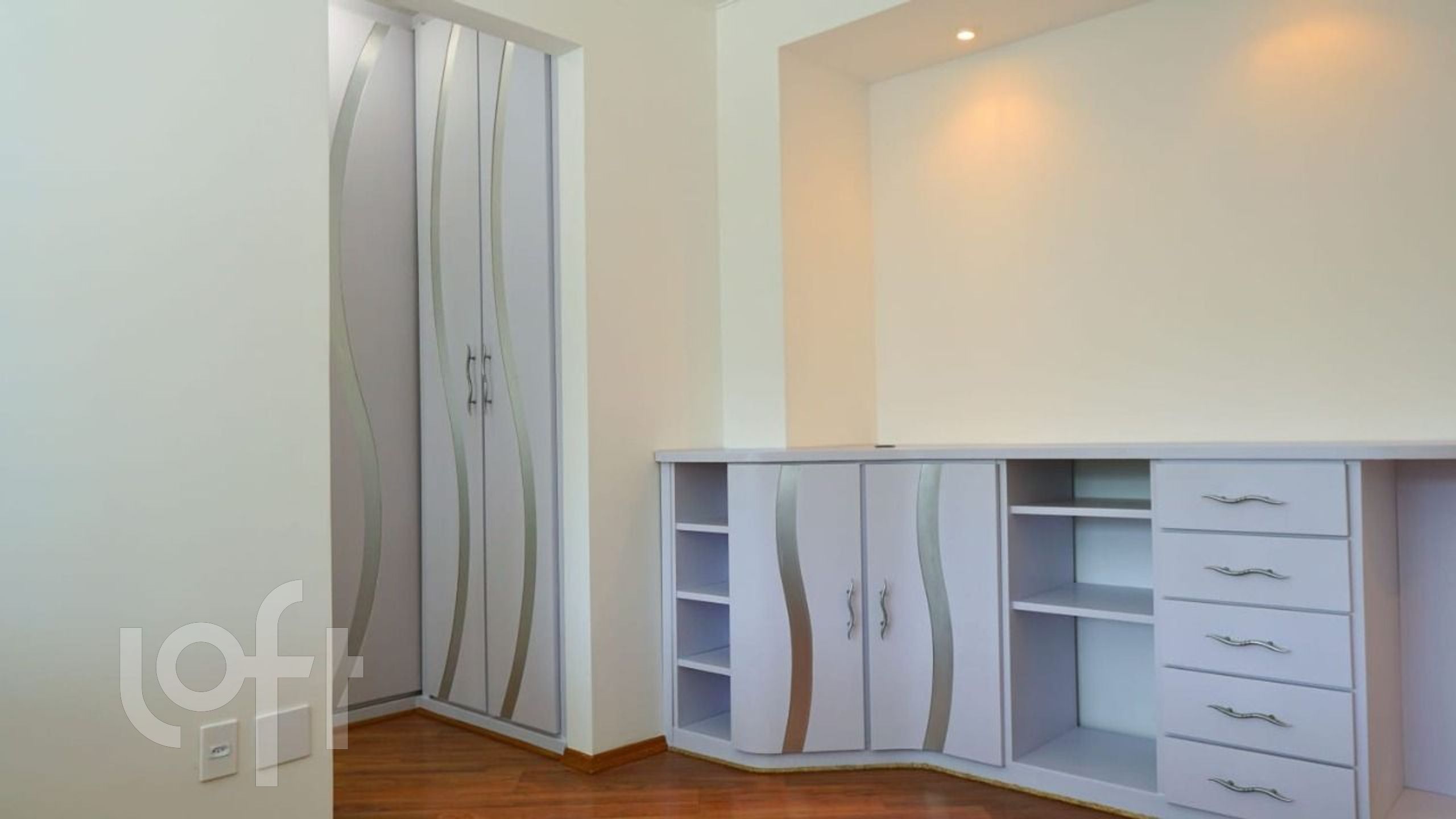 Apartamento à venda com 1 quarto, 61m² - Foto 11