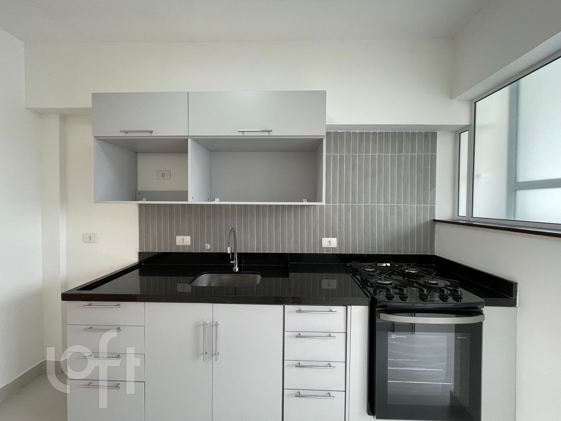 Apartamento à venda com 3 quartos, 75m² - Foto 6