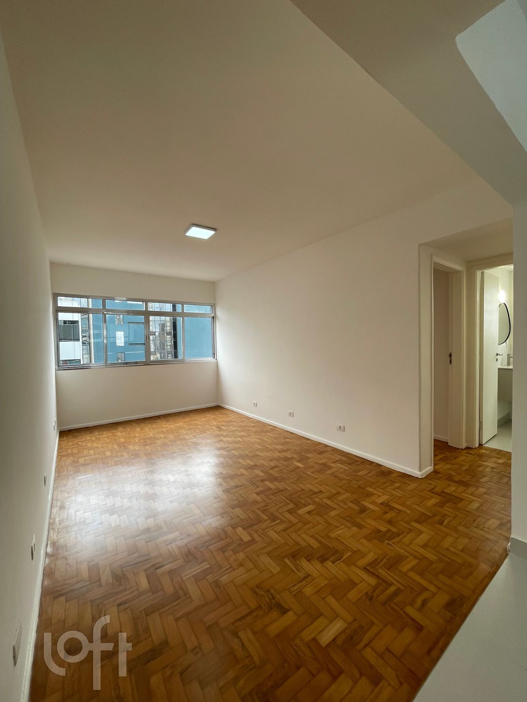 Apartamento à venda com 3 quartos, 75m² - Foto 1