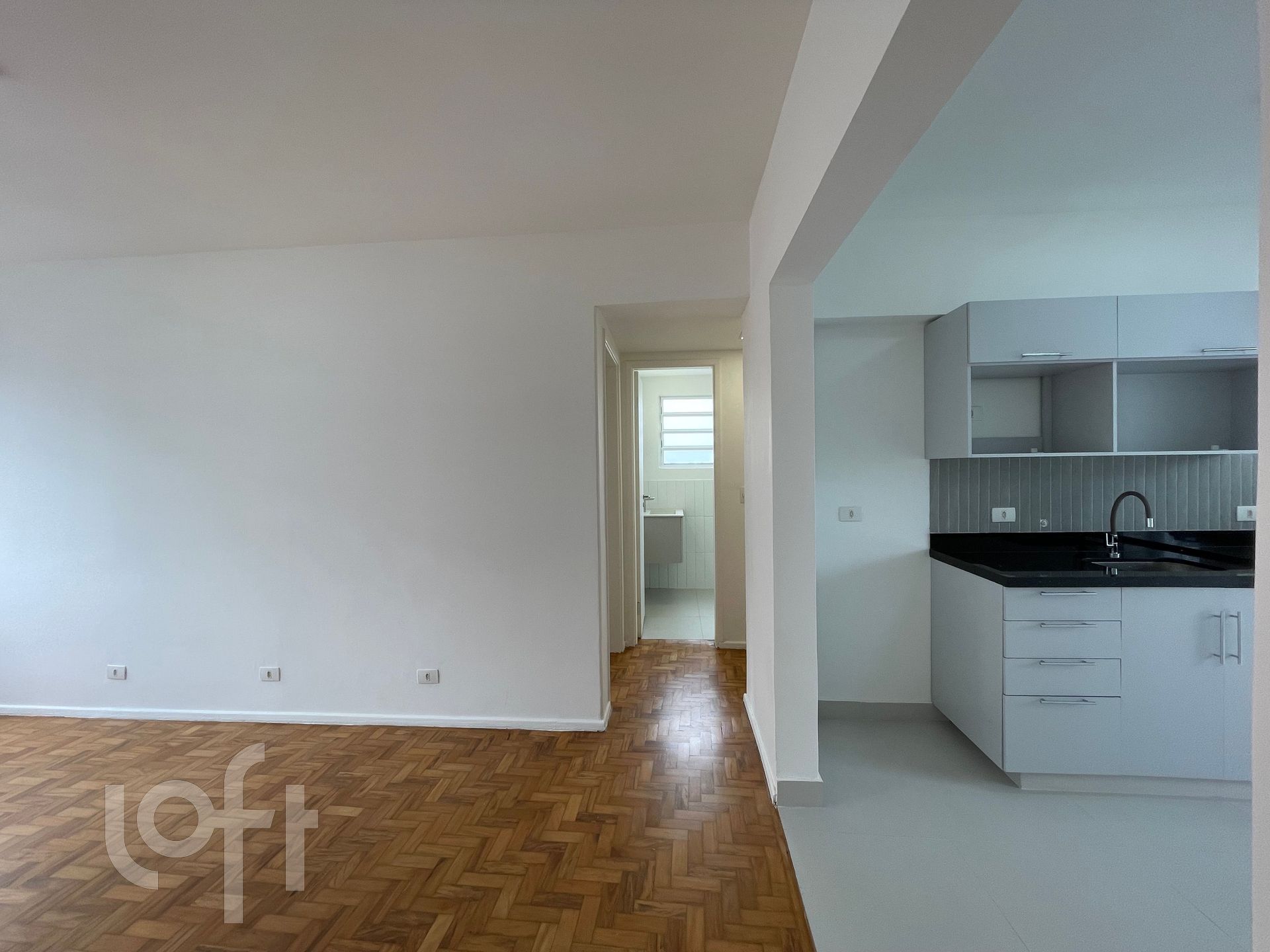 Apartamento à venda com 3 quartos, 75m² - Foto 4