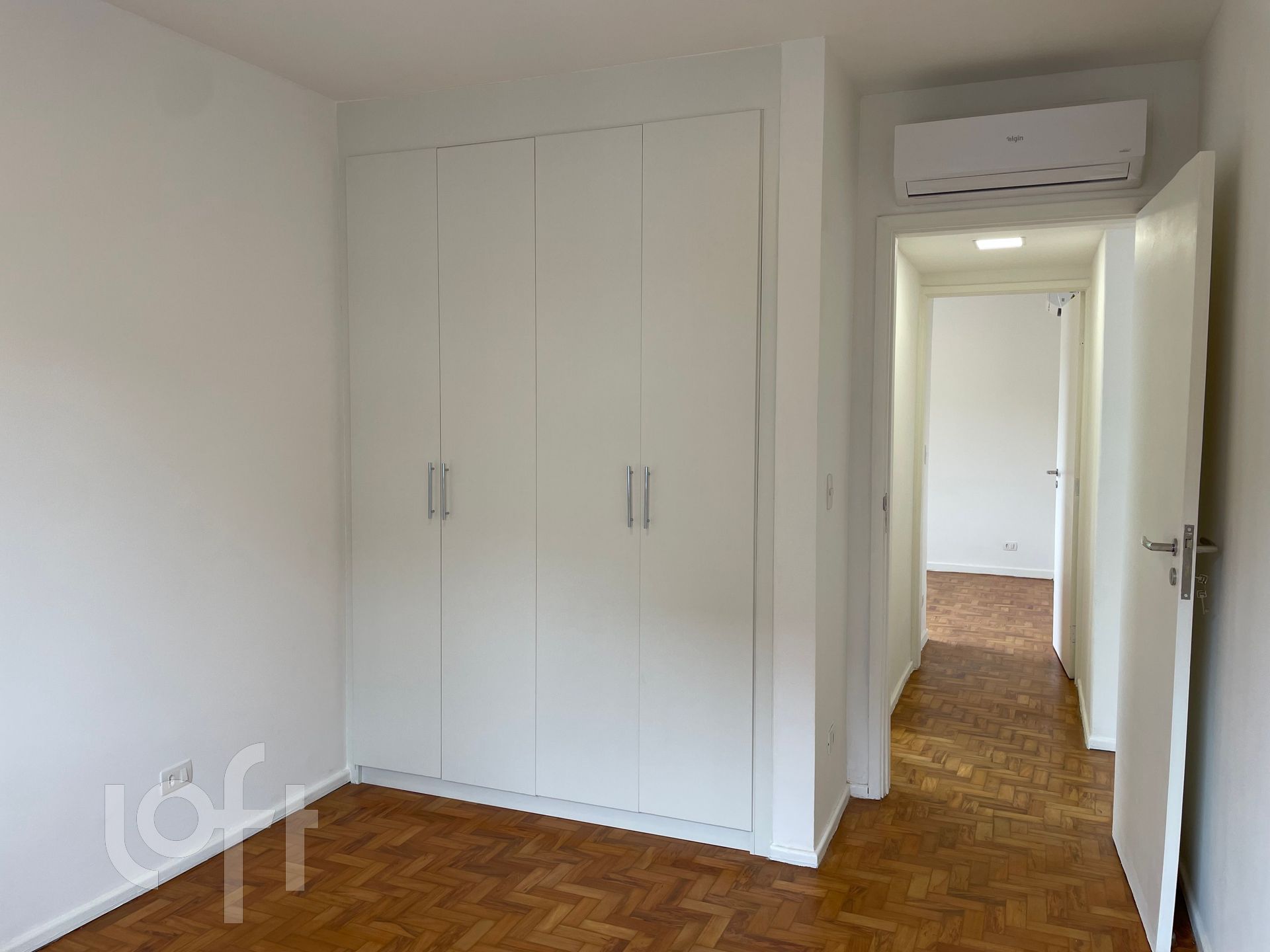 Apartamento à venda com 3 quartos, 75m² - Foto 13